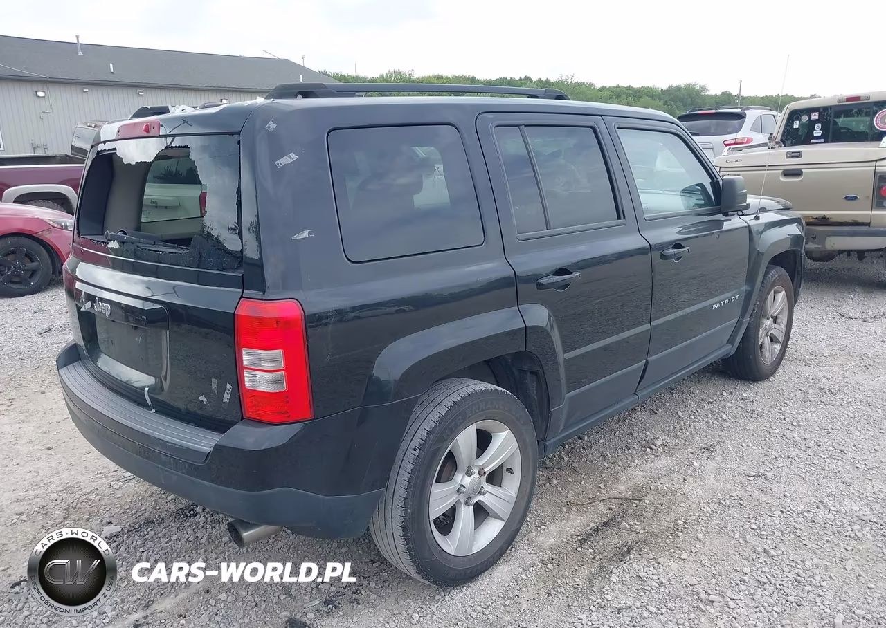 2016 Jeep Patriot Sport VIN:1C4NJPBB0GD526030 - 4