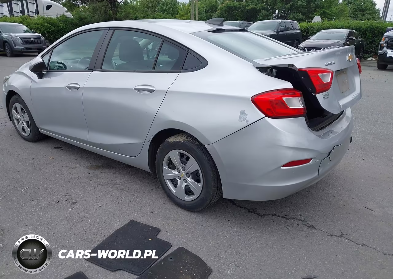 2018 Chevrolet Cruze Ls Auto VIN:1G1BC5SM5J7116910 - 3