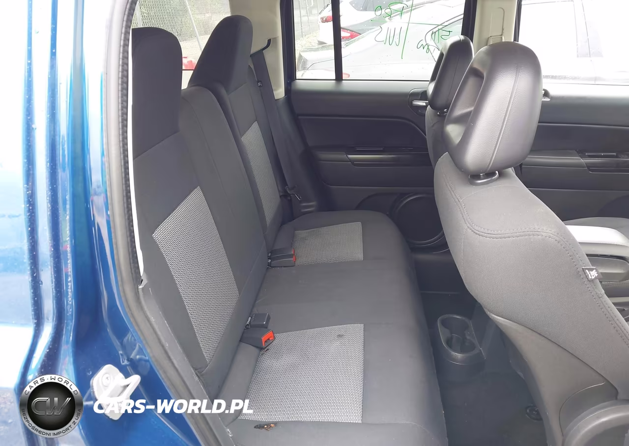 2009 Jeep Patriot Sport VIN:1J4FT28A49D159176 - 8