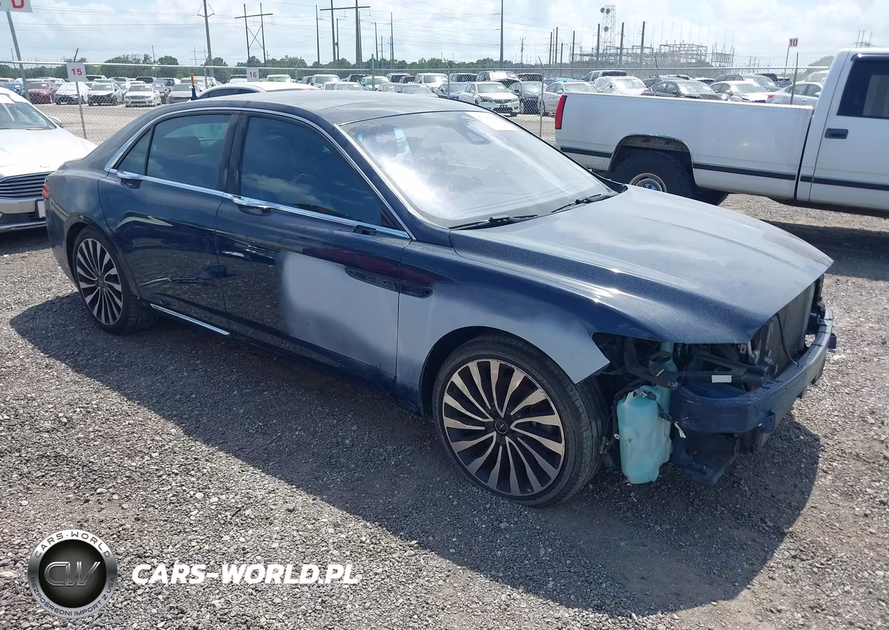 2017 Lincoln Continental Black Label