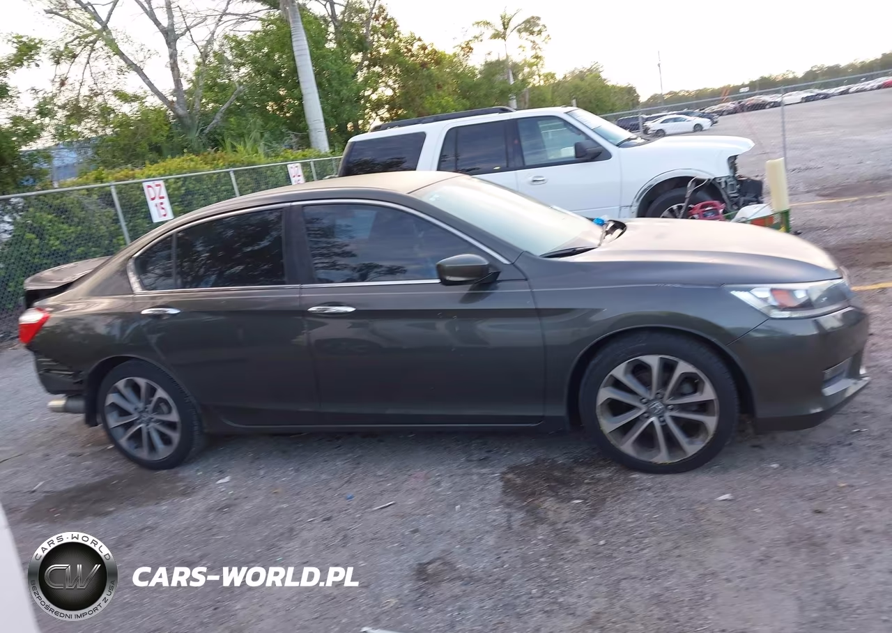 2014 Honda Accord Sport VIN:1HGCR2F52EA094757 - 13