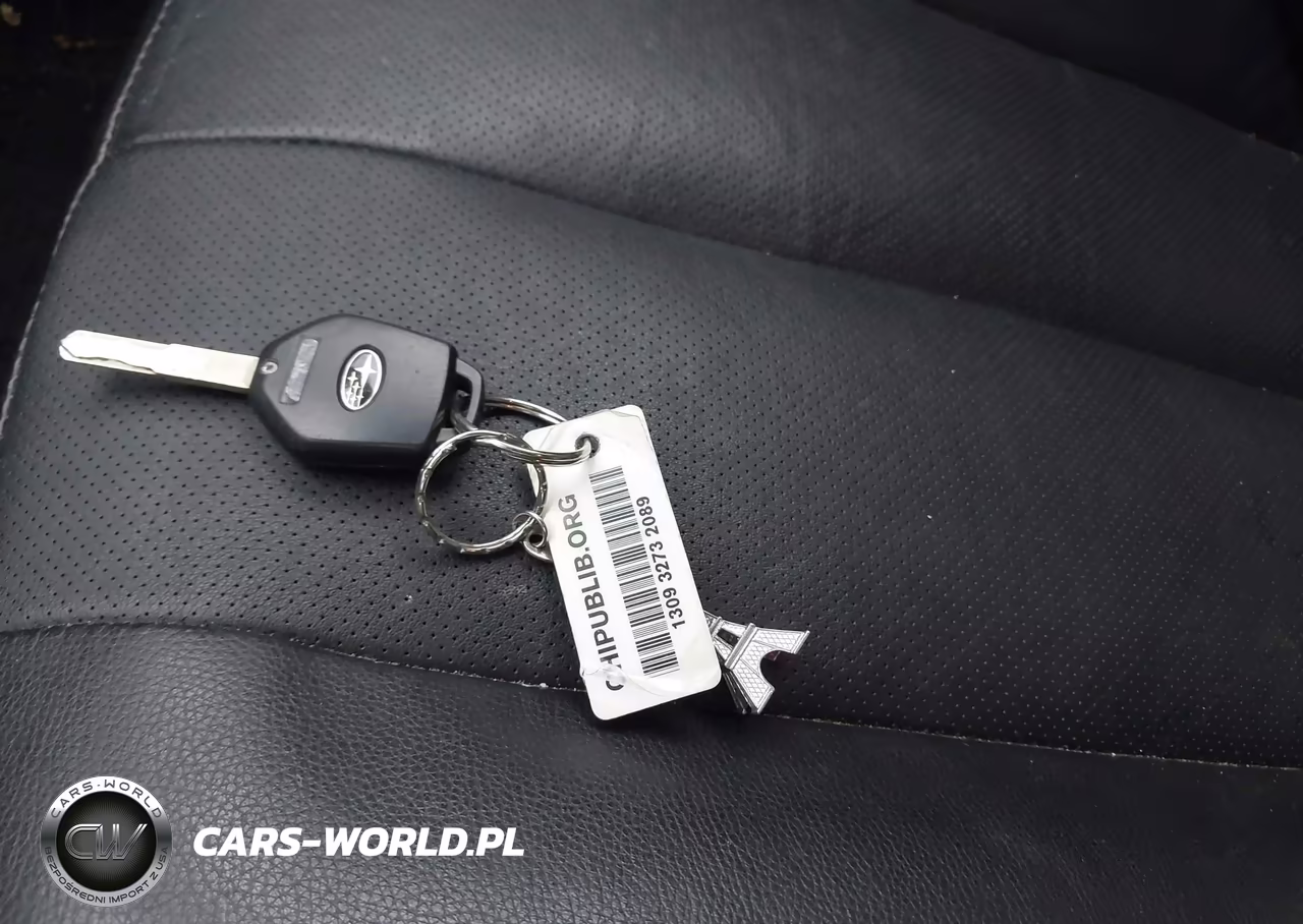 2011 Subaru Outback 2.5I Limited VIN:4S4BRCKC7B3352206 - 11