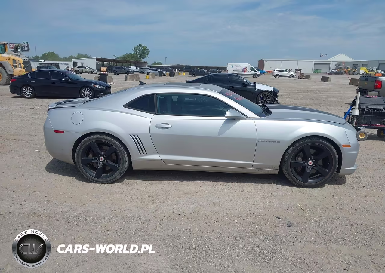2010 Chevrolet Camaro 2Ss VIN:2G1FK1EJ6A9179852 - 13