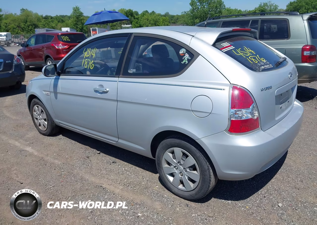 2010 Hyundai Accent Gs VIN:KMHCM3AC3AU153800 - 3