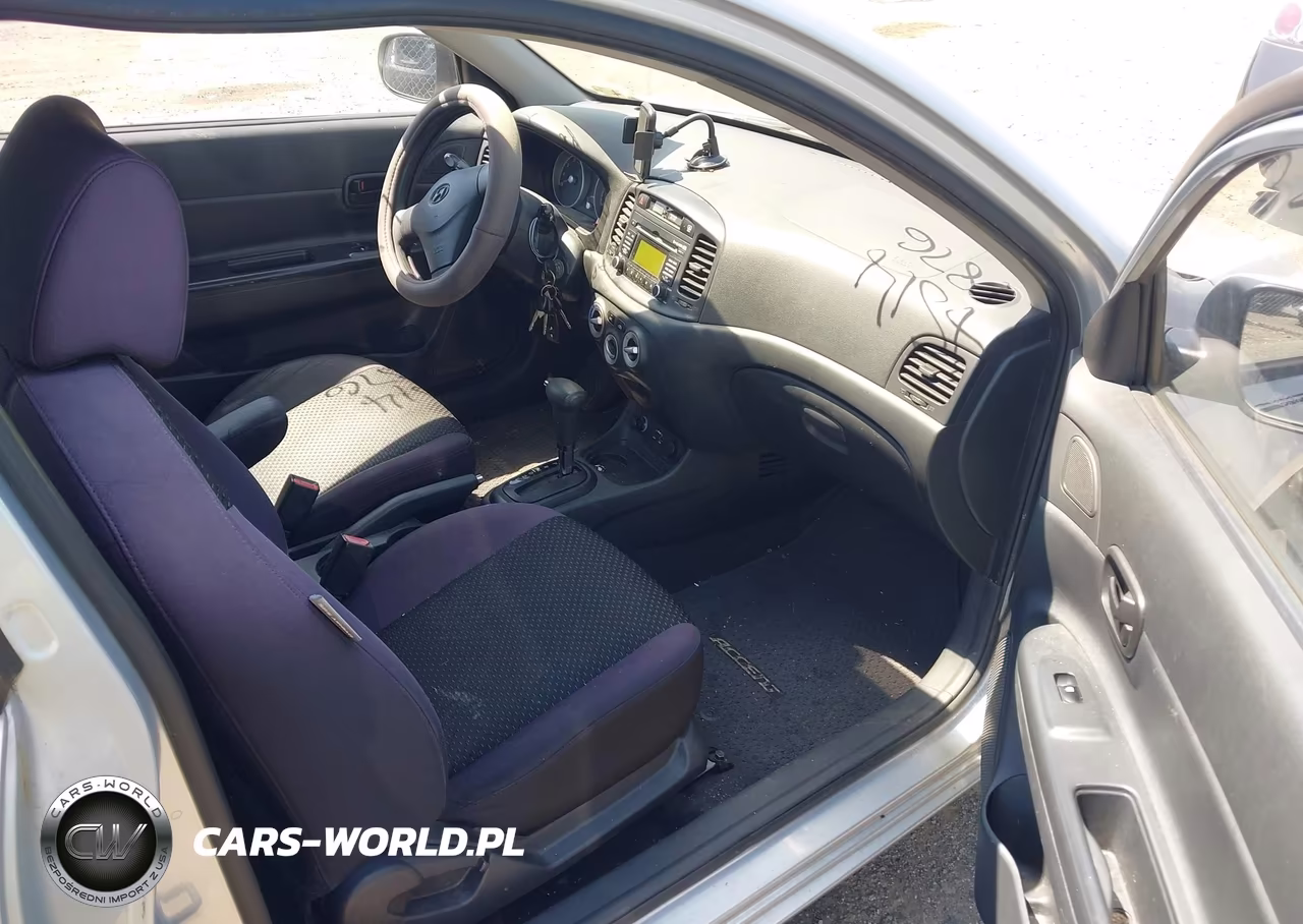 2010 Hyundai Accent Gs VIN:KMHCM3AC3AU153800 - 5