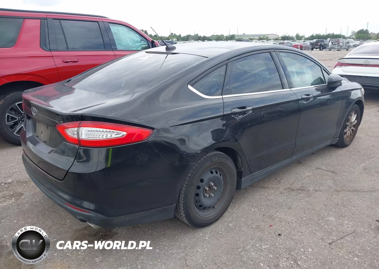 2016 Ford Fusion S VIN:3FA6P0G70GR376156 - 4