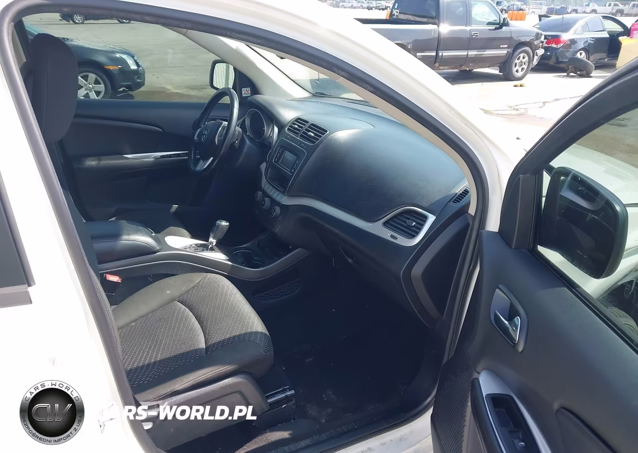 2020 Dodge Journey Se Value VIN:3C4PDCAB0LT237602 - 5