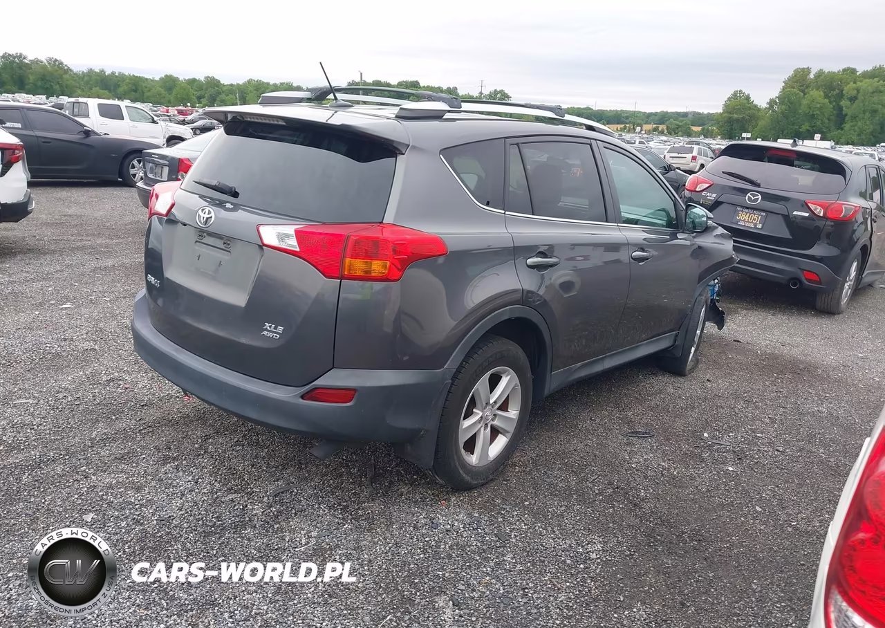 2013 Toyota Rav4 Xle VIN:2T3RFREV8DW064187 - 4