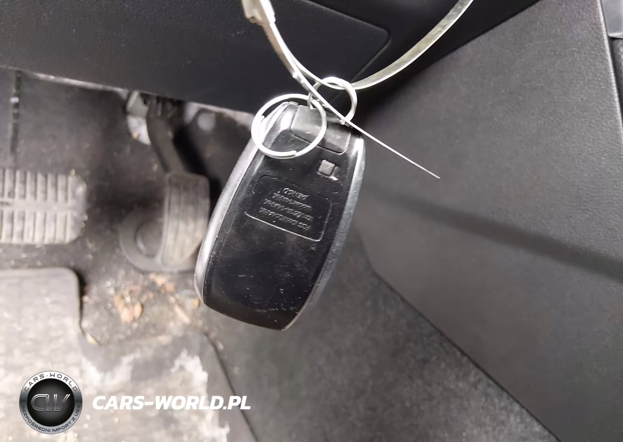 2020 Subaru Forester Touring VIN:JF2SKAXC0LH546118 - 11