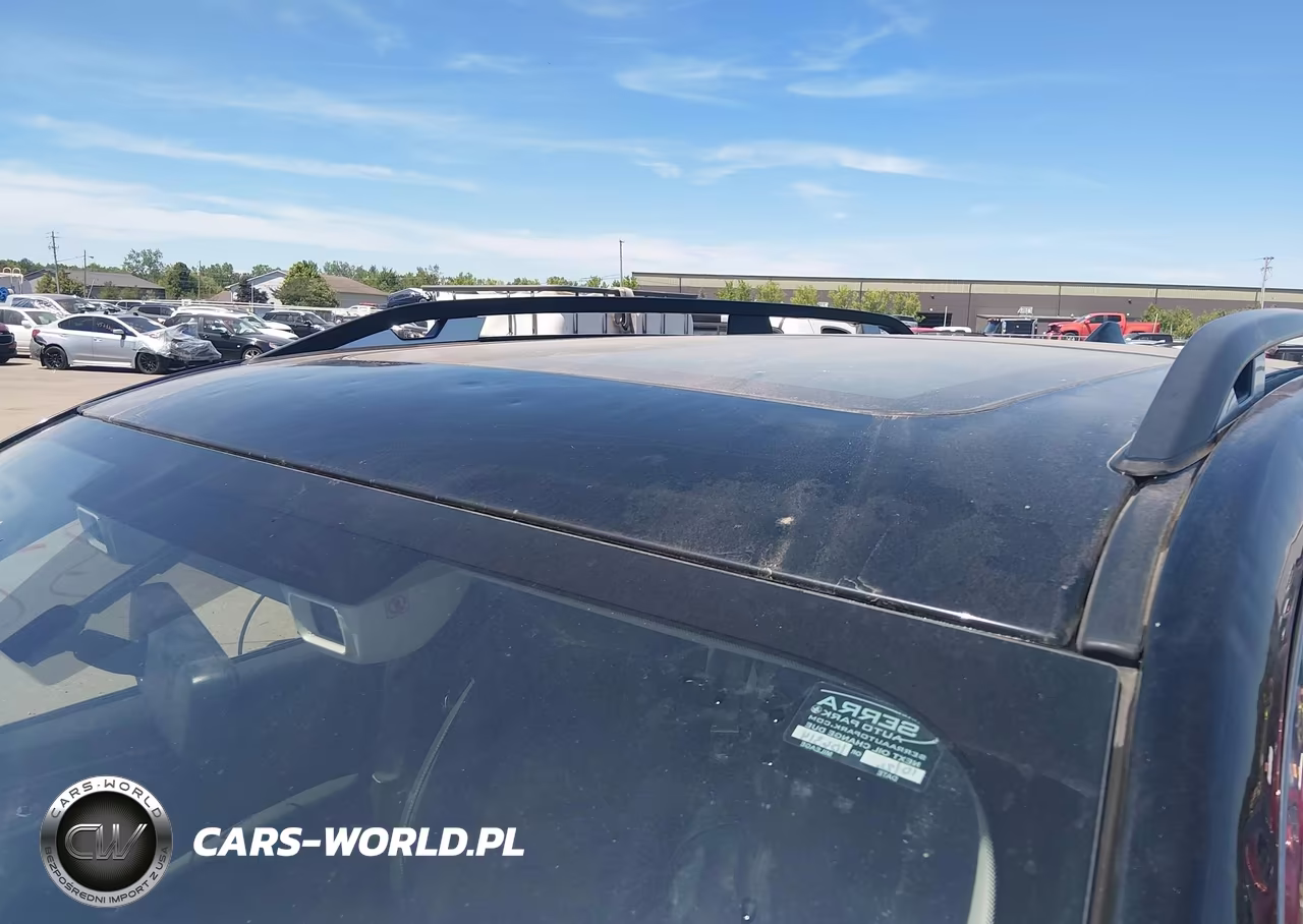 2020 Subaru Forester Touring VIN:JF2SKAXC0LH546118 - 17