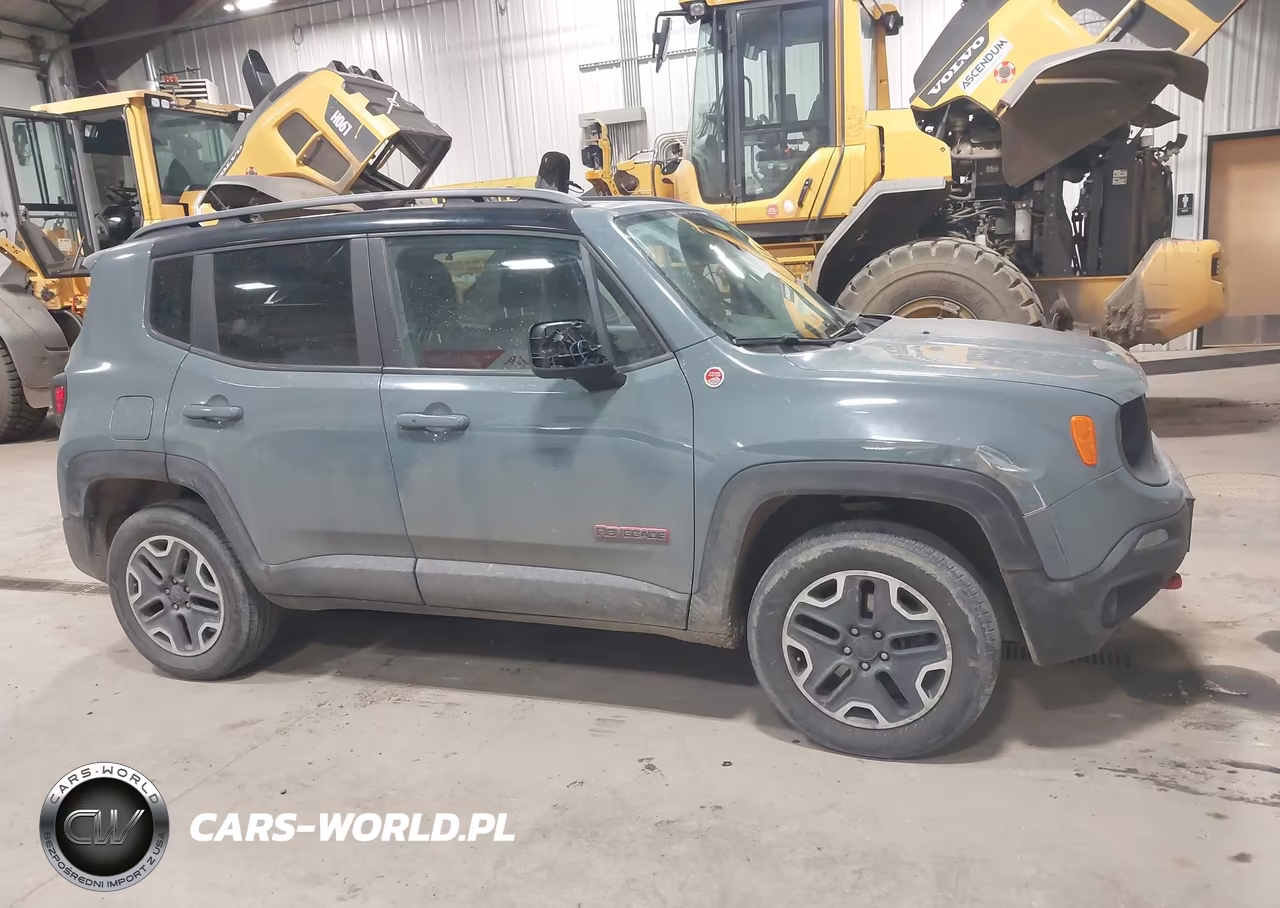 2015 Jeep Renegade Trailhawk VIN:ZACCJBCT2FPC47860 - 13