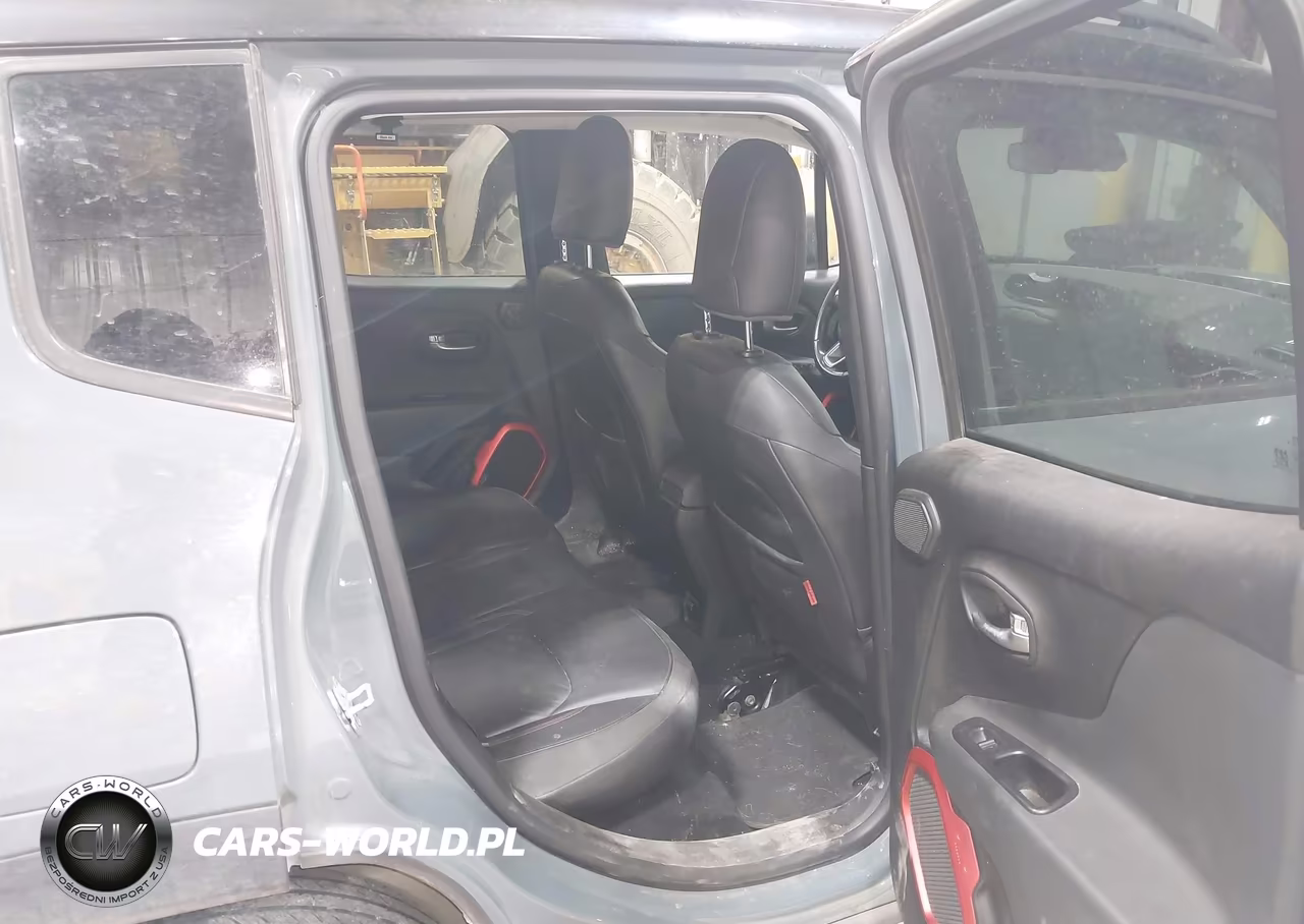 2015 Jeep Renegade Trailhawk VIN:ZACCJBCT2FPC47860 - 8