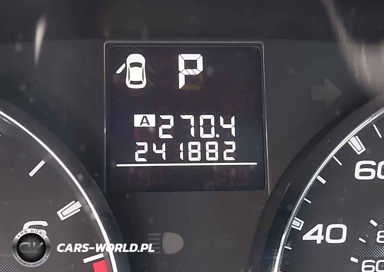 2010 Subaru Legacy 3.6R Premium VIN:4S3BMDC67A2210170 - 12