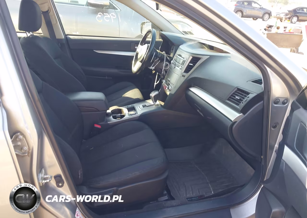 2010 Subaru Legacy 3.6R Premium VIN:4S3BMDC67A2210170 - 5