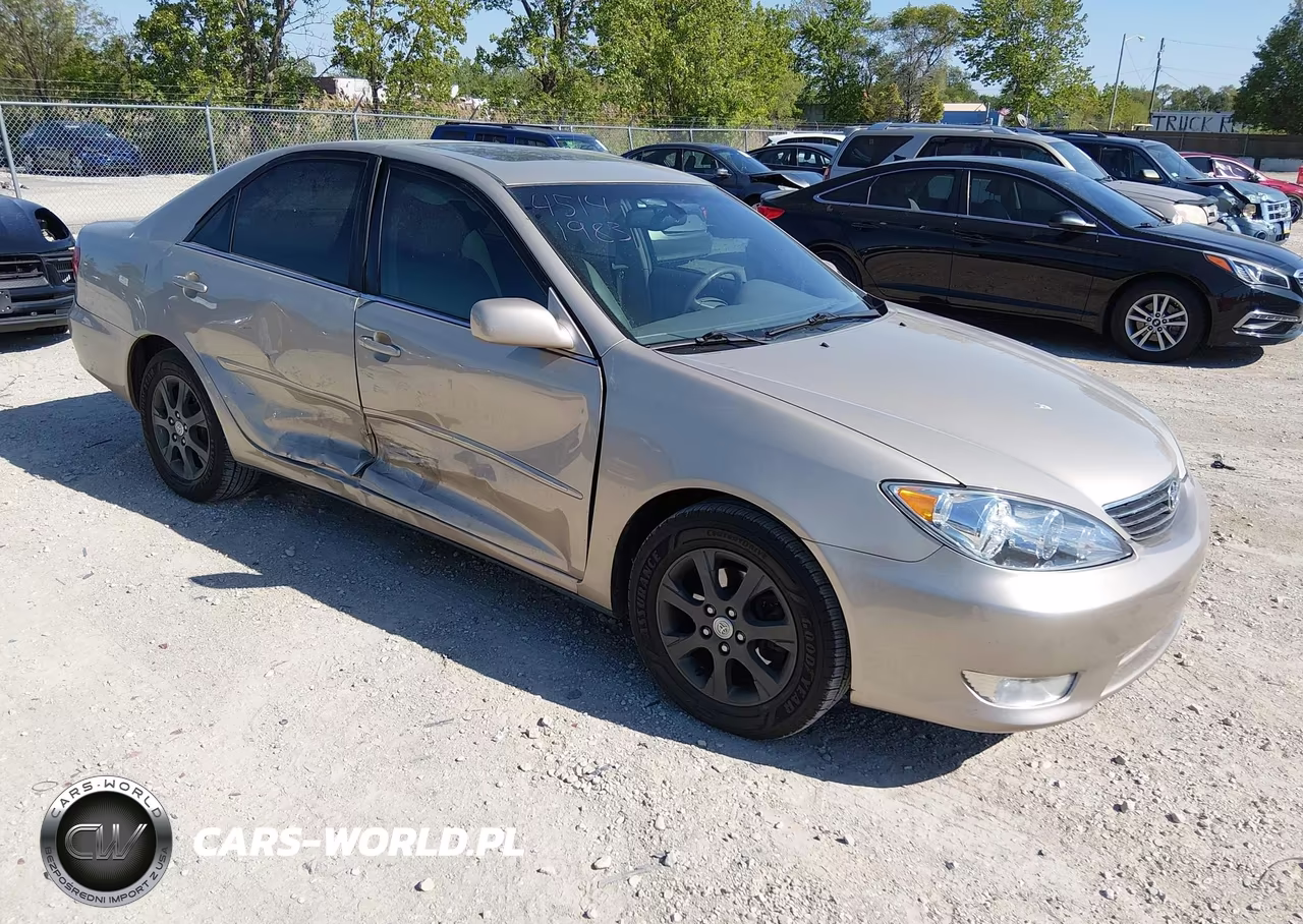 2005 Toyota Camry Xle V6 – zdjęcie 1 z 17