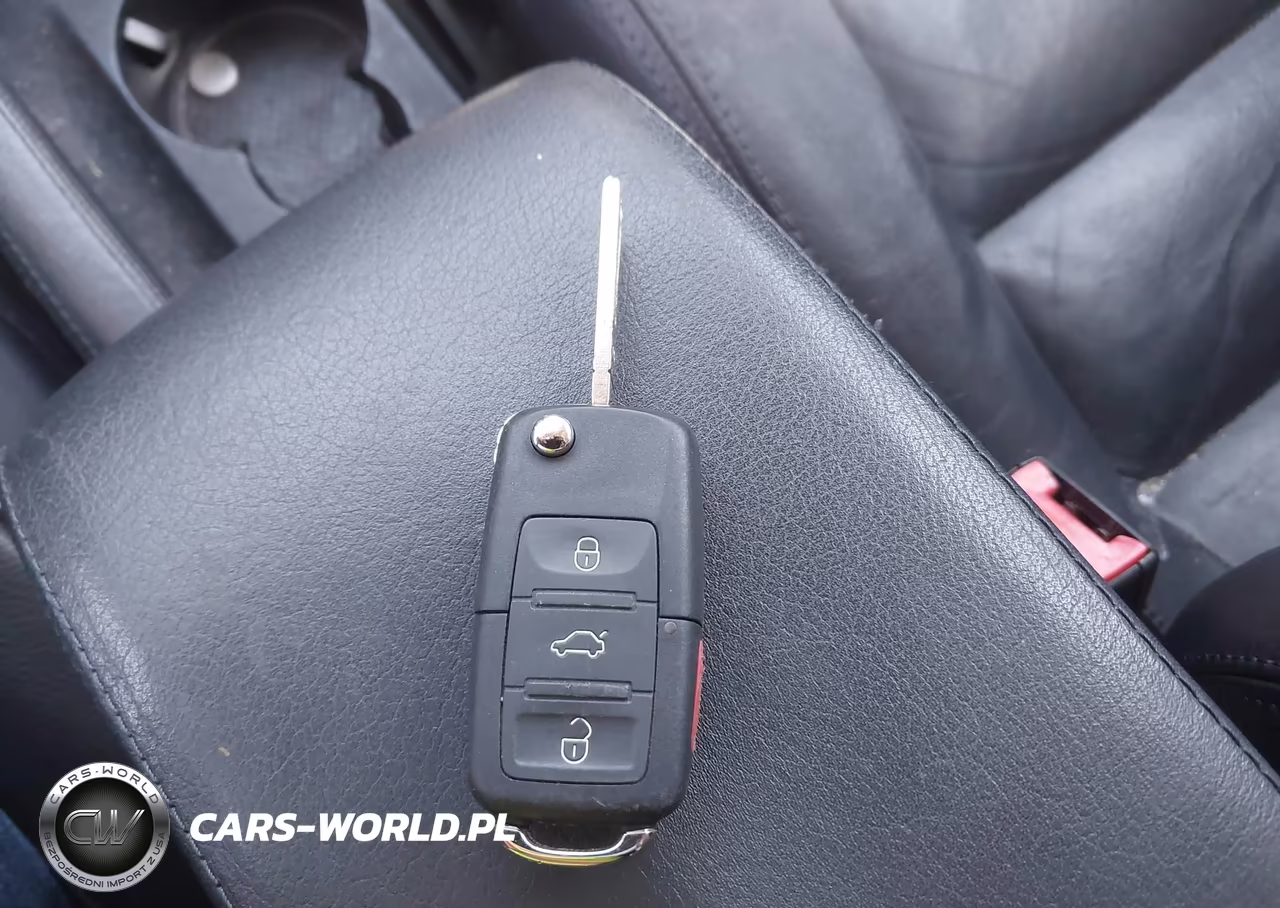 2003 Volkswagen Passat Glx VIN:WVWRH63B83P100679 - 11
