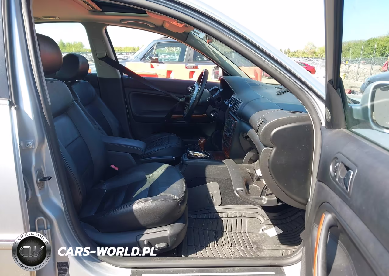 2003 Volkswagen Passat Glx VIN:WVWRH63B83P100679 - 5