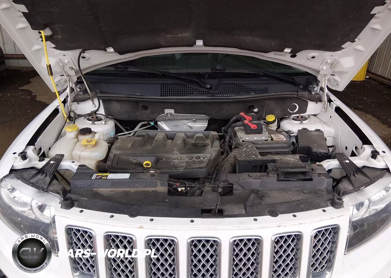 2014 Jeep Compass Latitude VIN:1C4NJDEB4ED646050 - 10