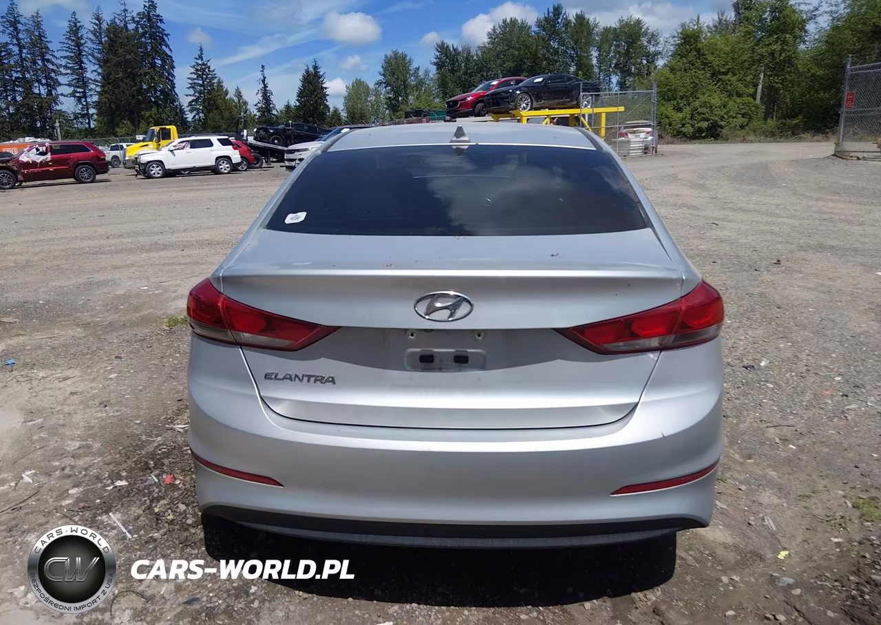 2018 Hyundai Elantra Sel VIN:5NPD84LF5JH317746 - 16