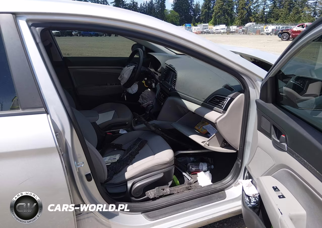 2018 Hyundai Elantra Sel VIN:5NPD84LF5JH317746 - 5