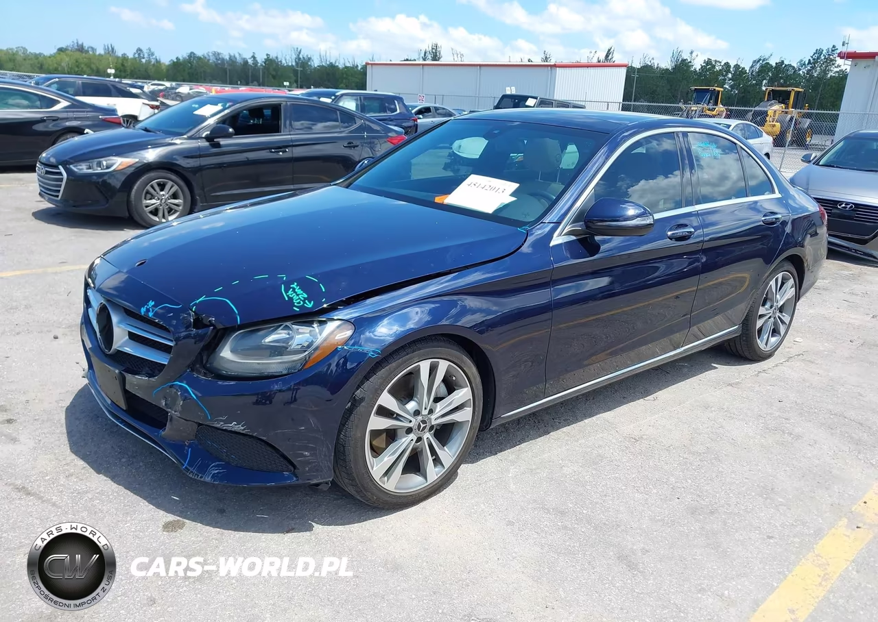 2018 Mercedes-Benz C 300 VIN:55SWF4JB9JU279126 - 2