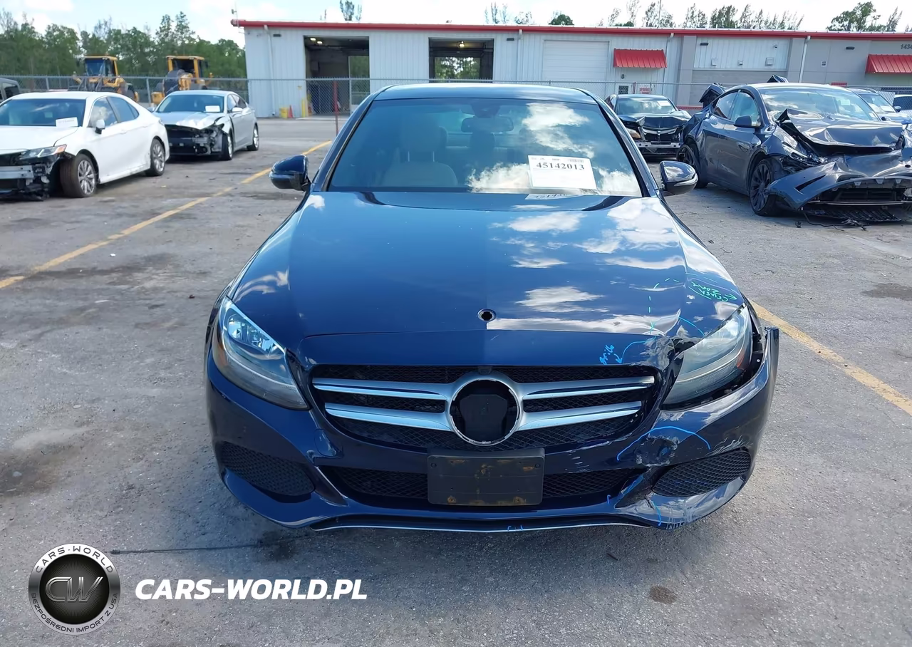 2018 Mercedes-Benz C 300 VIN:55SWF4JB9JU279126 - 6
