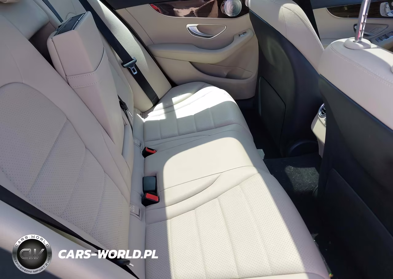 2018 Mercedes-Benz C 300 VIN:55SWF4JB9JU279126 - 8