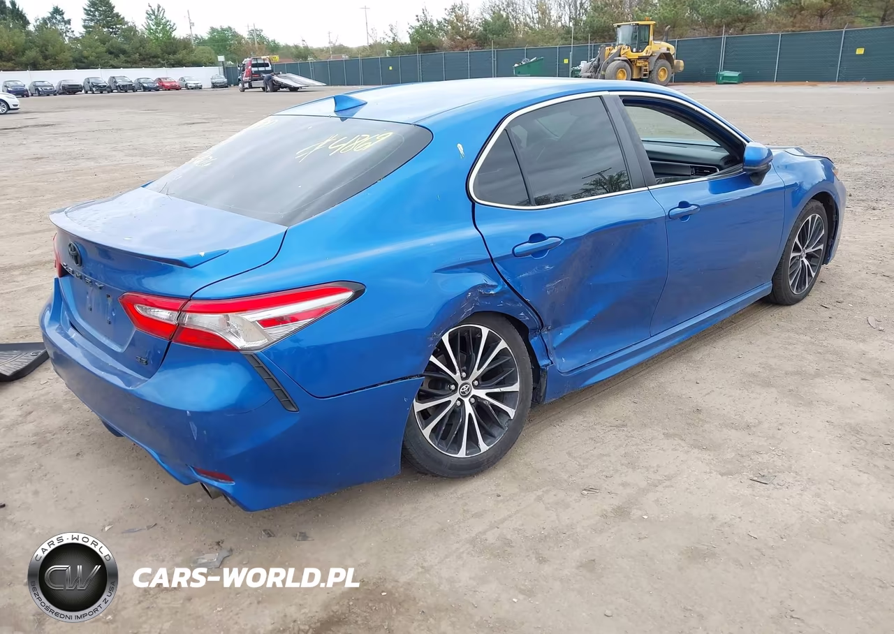 2019 Toyota Camry Se VIN:4T1B11HK2KU196497 - 4