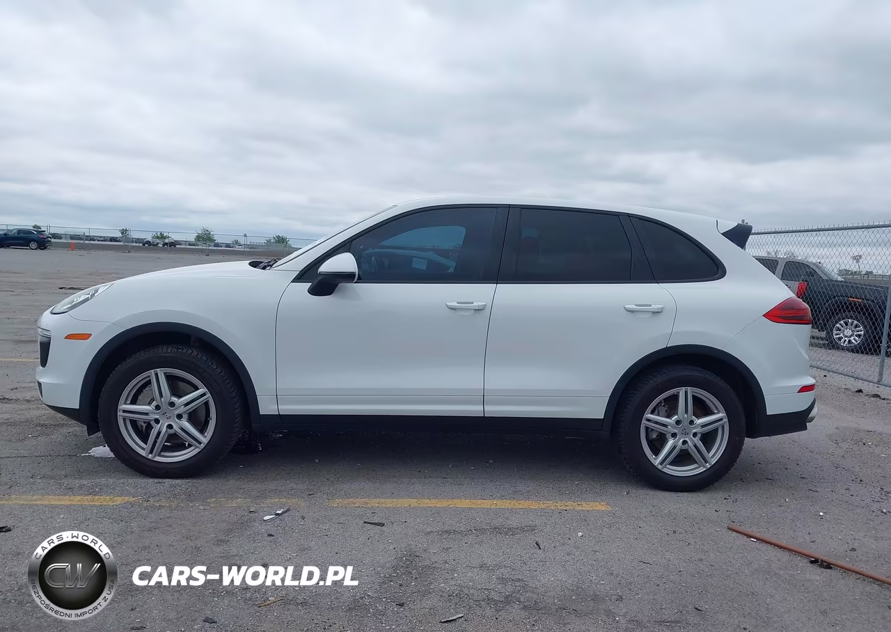 2016 Porsche Cayenne VIN:WP1AA2A26GLA04820 - 14