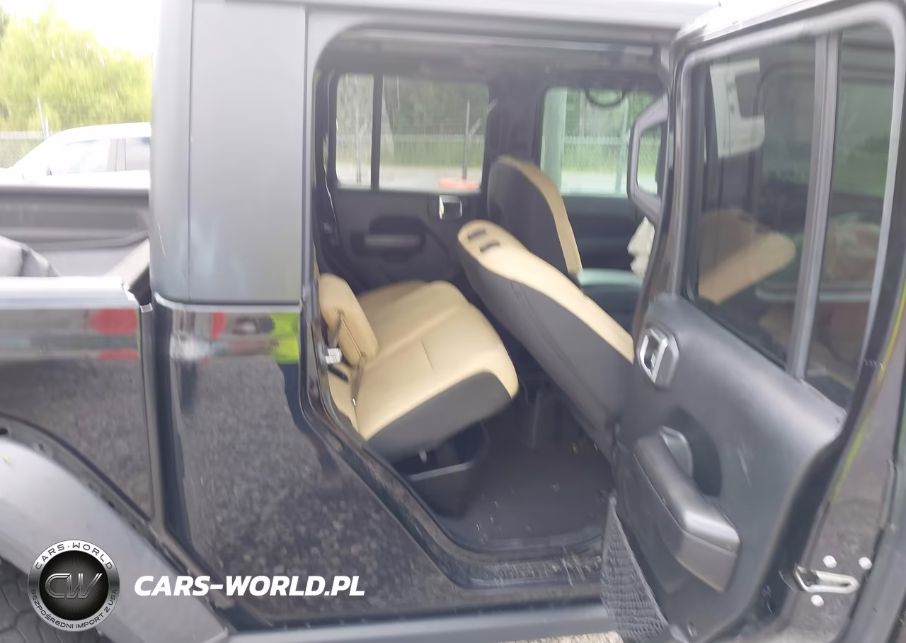2020 Jeep Gladiator Sport S 4X4 VIN:1C6HJTAG1LL107971 - 8