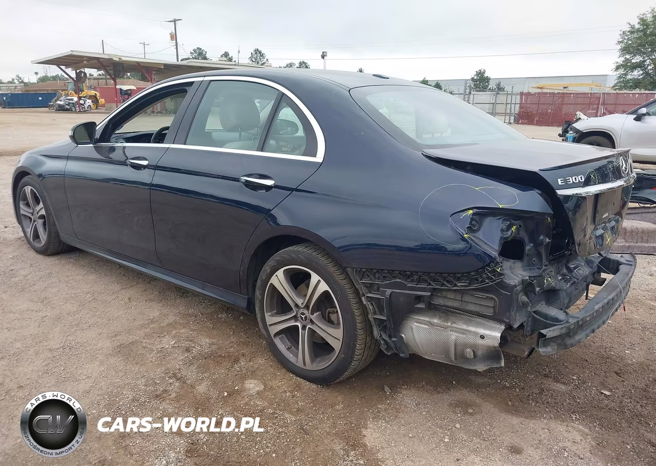2018 Mercedes-Benz E 300 VIN:WDDZF4JB7JA317871 - 3