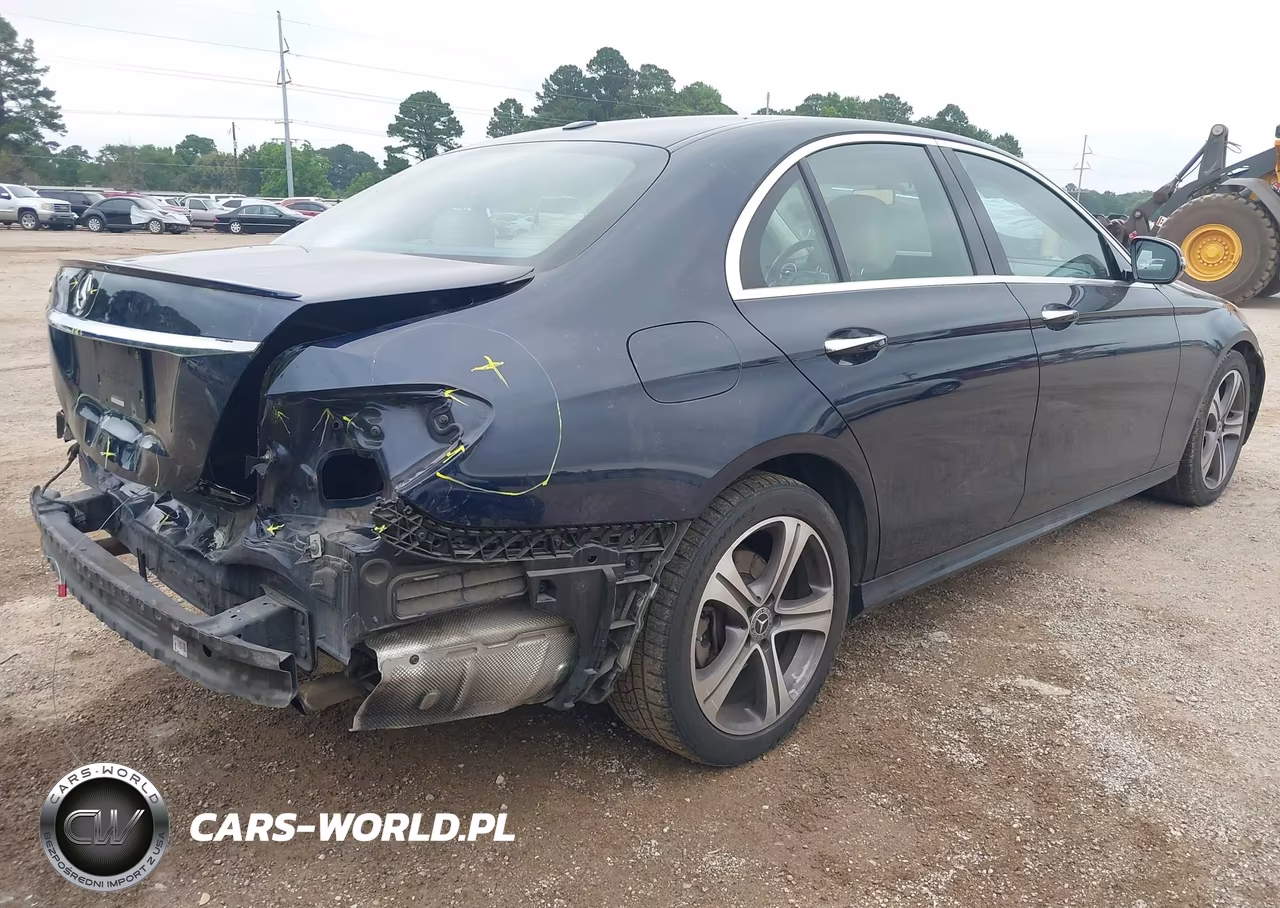 2018 Mercedes-Benz E 300 VIN:WDDZF4JB7JA317871 - 4