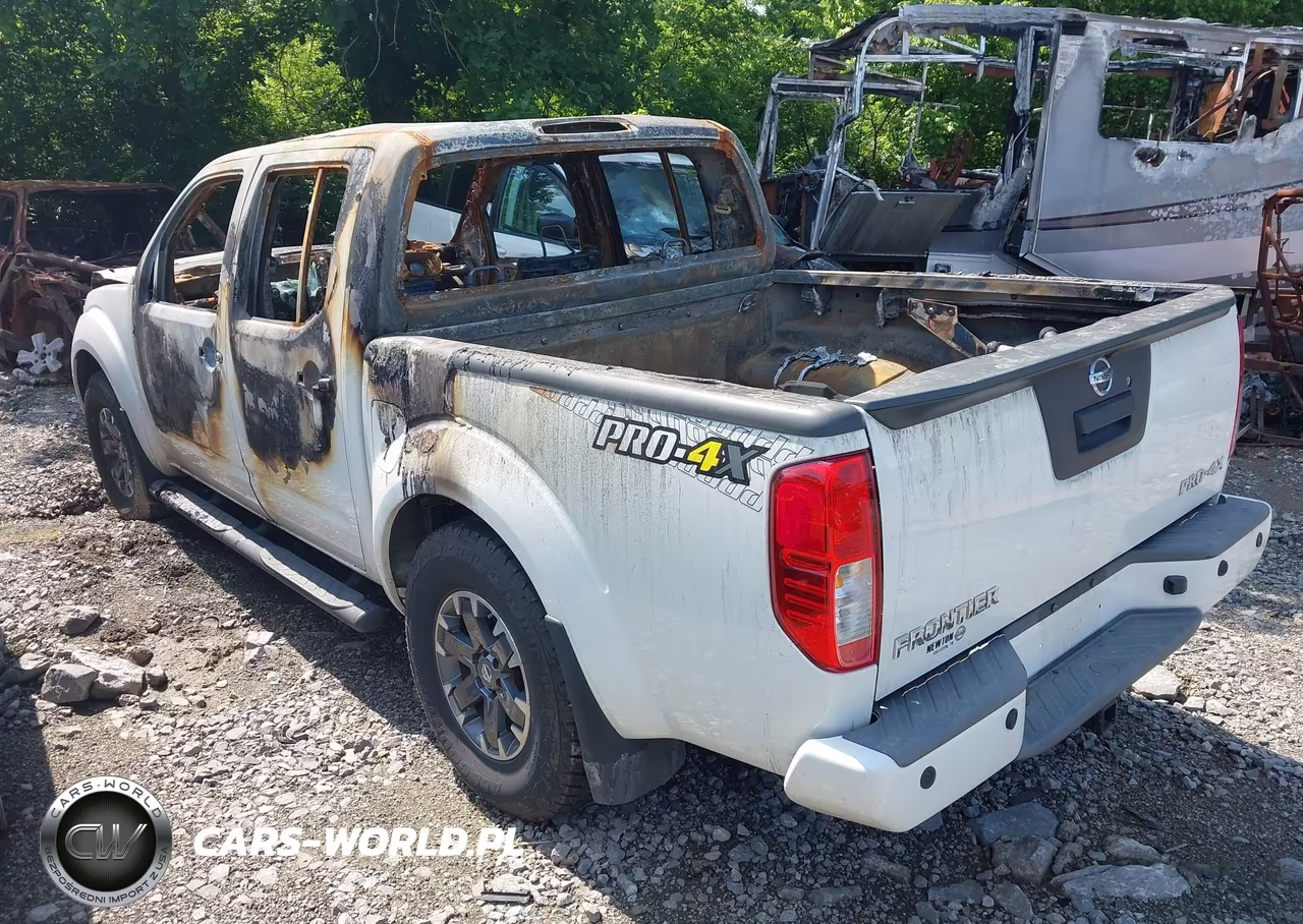 2014 Nissan Frontier Pro-4X VIN:1N6AD0EV7EN740696 - 3