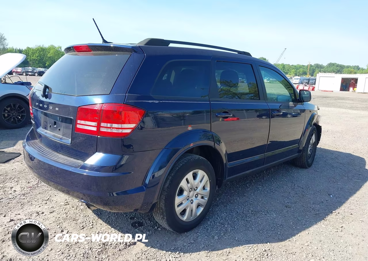 2017 Dodge Journey Se VIN:3C4PDCAB3HT558752 - 4