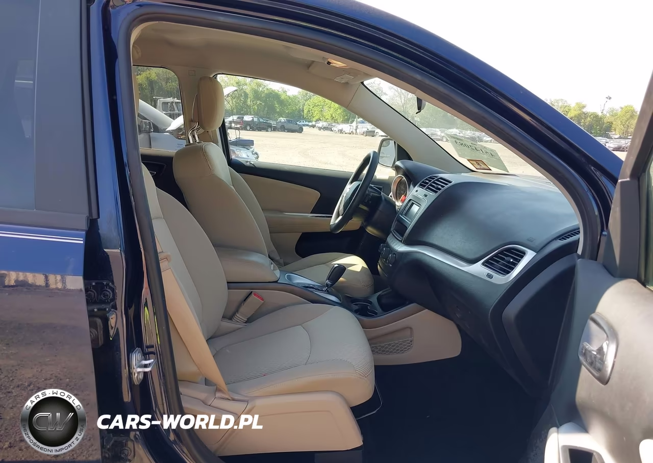 2017 Dodge Journey Se VIN:3C4PDCAB3HT558752 - 5