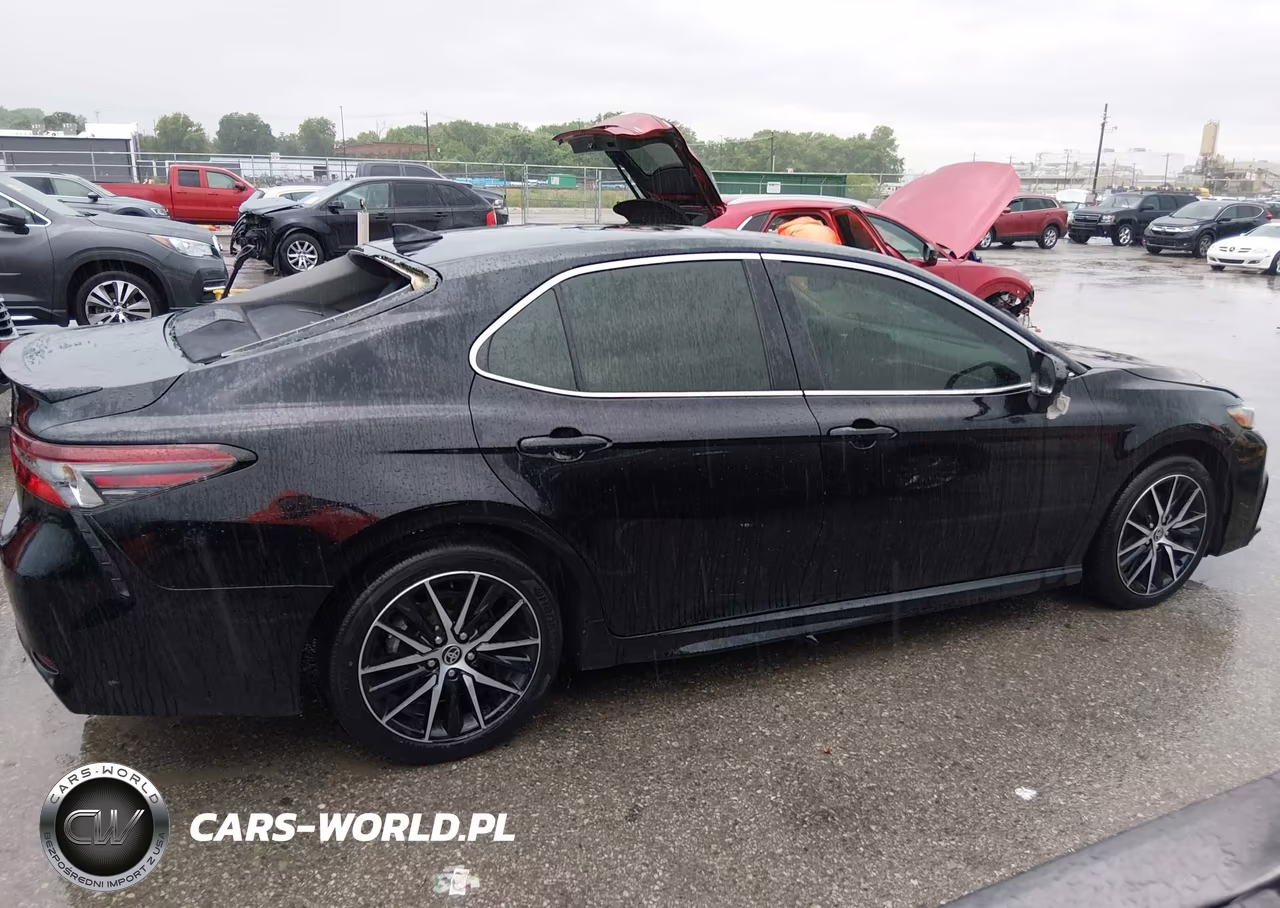 2024 Toyota Camry Se VIN:4T1T11BK4RU116737 - 17