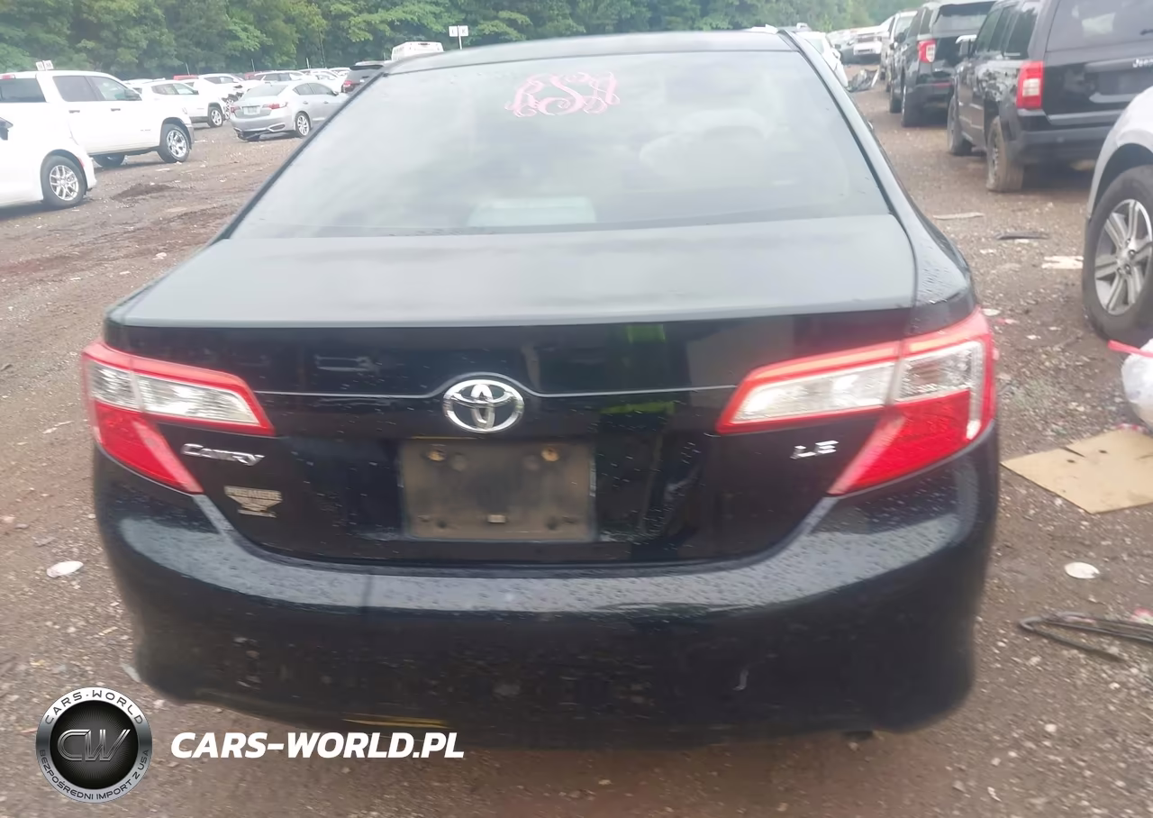 2012 Toyota Camry Le VIN:4T1BF1FK9CU051673 - 16