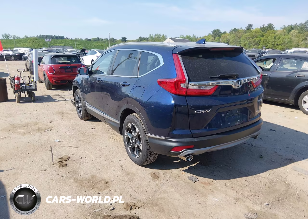 2018 Honda Cr-V Touring VIN:7FARW2H97JE031502 - 3