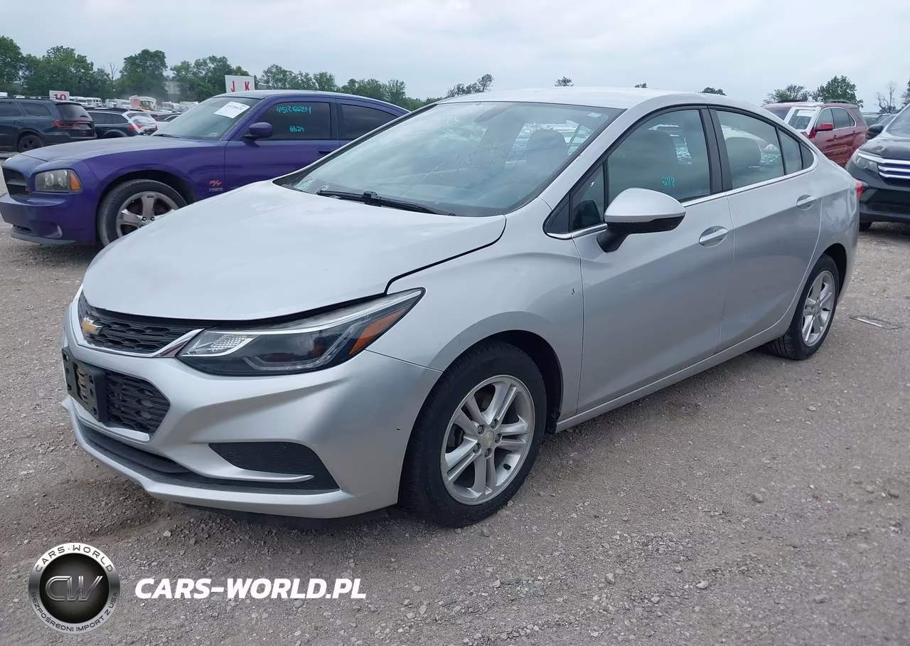 2018 Chevrolet Cruze Lt Auto VIN:1G1BE5SM1J7243857 - 2