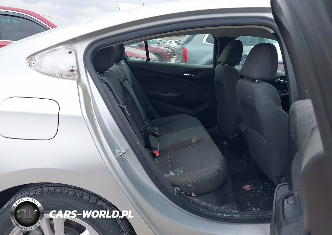 2018 Chevrolet Cruze Lt Auto VIN:1G1BE5SM1J7243857 - 8