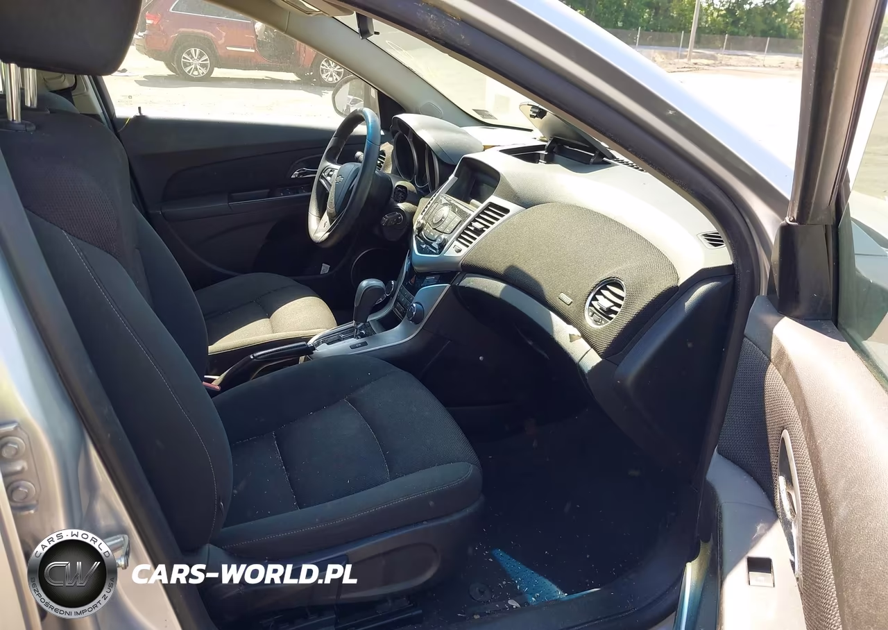 2012 Chevrolet Cruze Lt VIN:1G1PE5SCXC7110403 - 5
