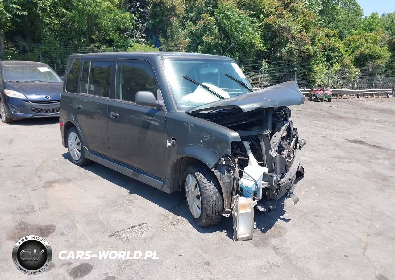 2005 Scion Xb
