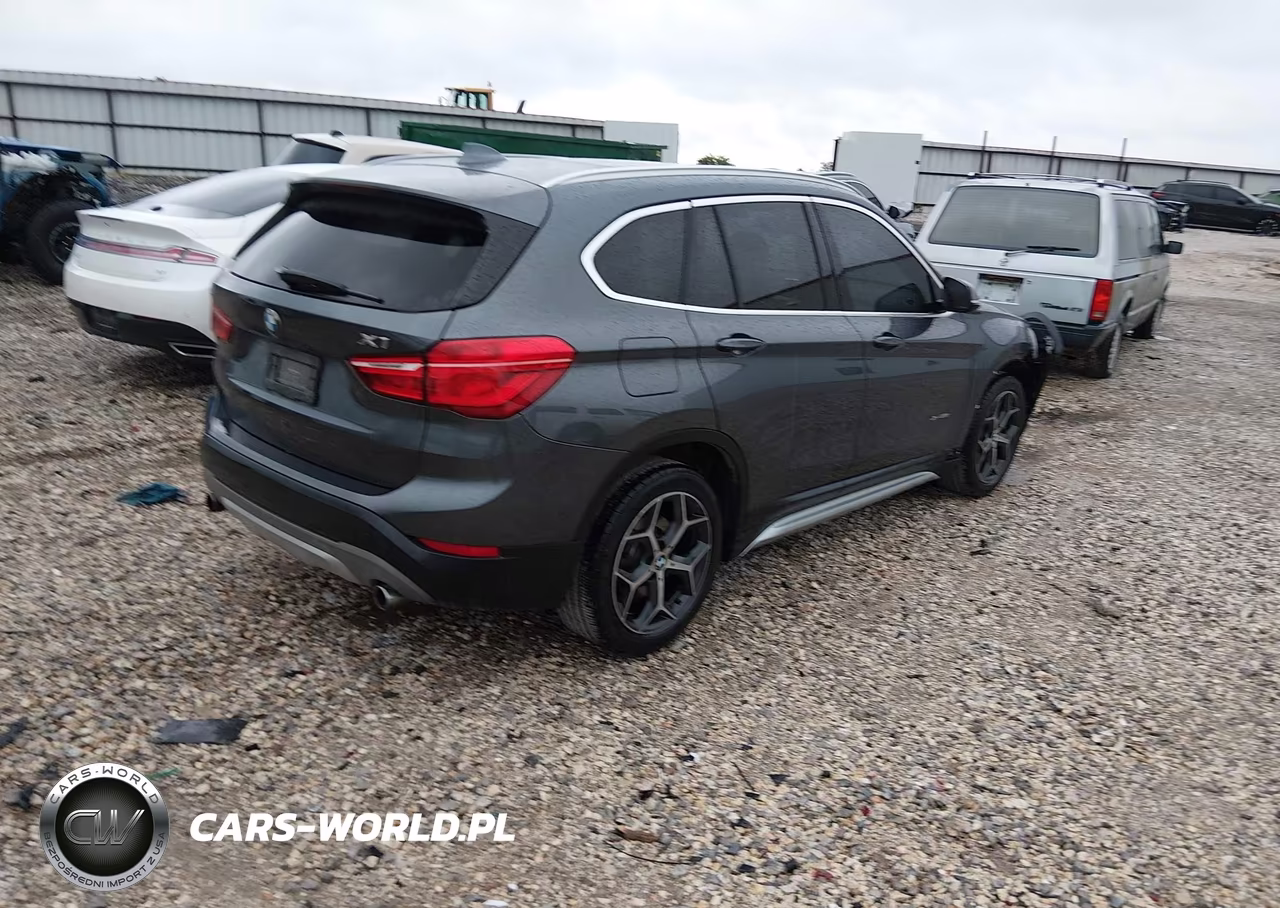 2018 BMW X1 xDrive28I VIN:WBXHT3C30J5K21459 - 4
