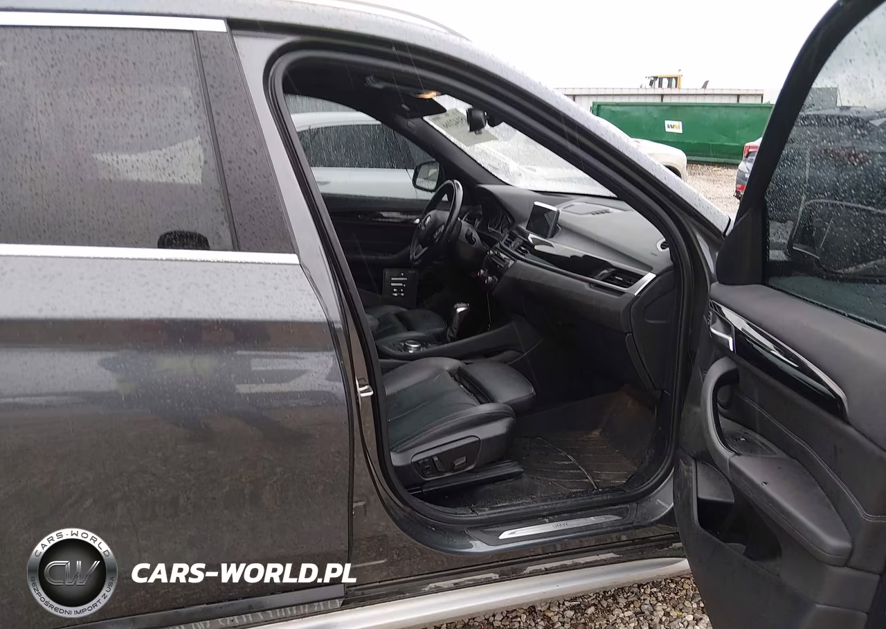 2018 BMW X1 xDrive28I VIN:WBXHT3C30J5K21459 - 5