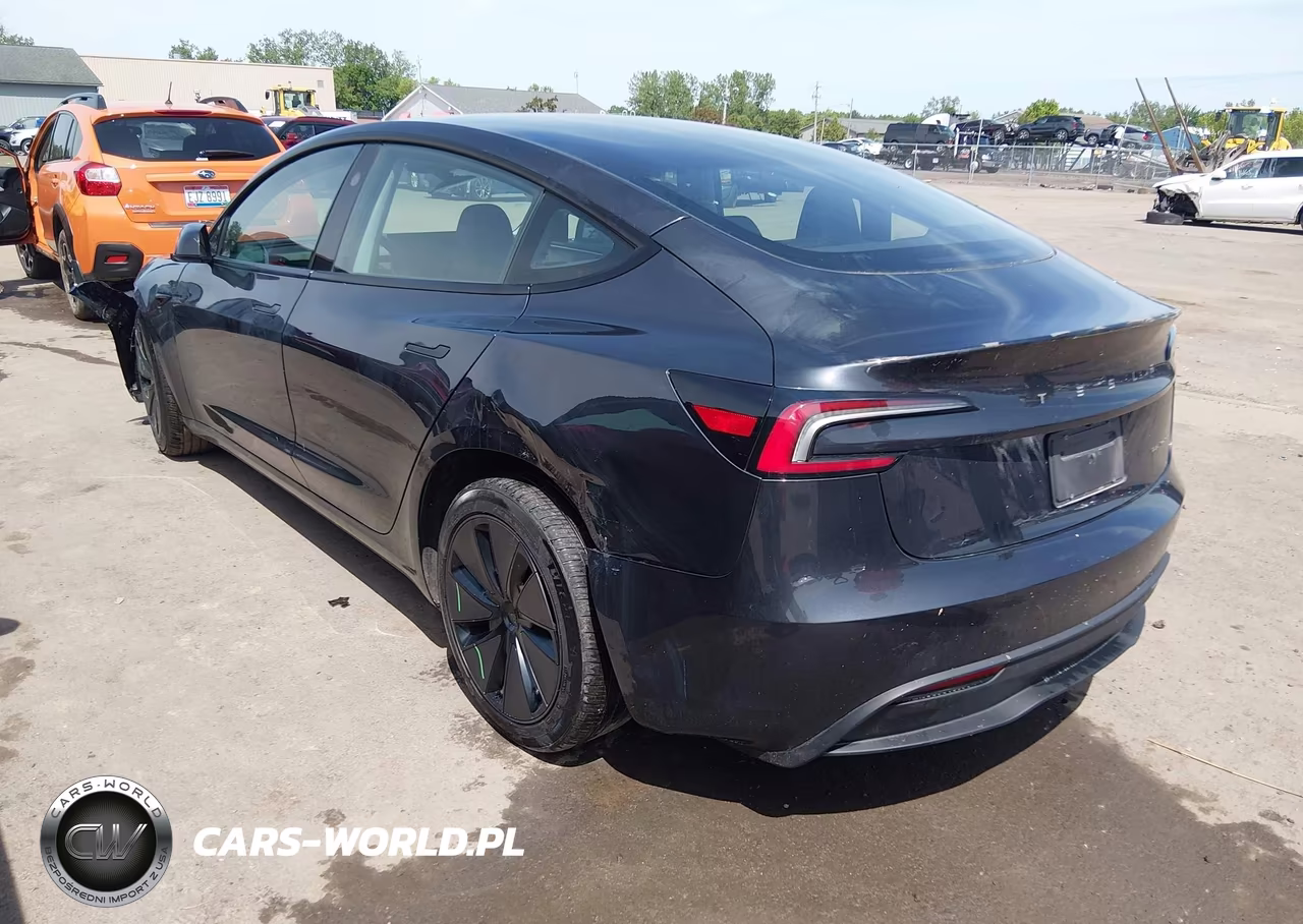2024 Tesla Model 3 Long Range Dual Motor All-Wheel Drive VIN:5YJ3E1EB1RF817247 - 3