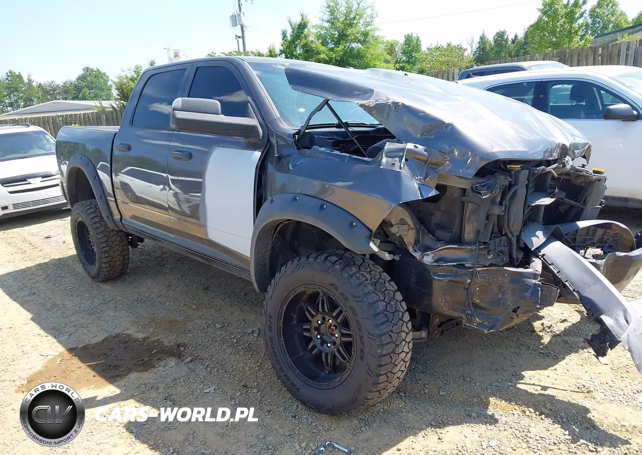 2018 Ram 1500 Tradesman 4X4 5'7 Box – zdjęcie 1 z 17