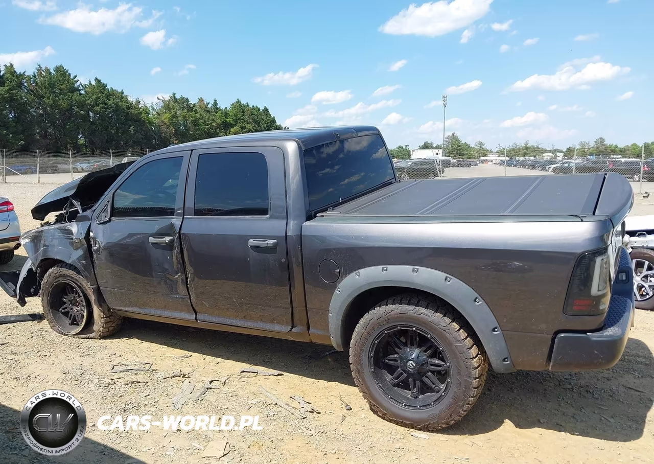 2018 Ram 1500 Tradesman 4X4 5'7 Box VIN:3C6RR7KT8JG226238 - 15