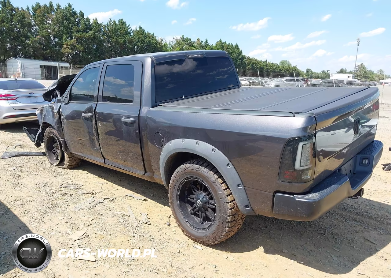 2018 Ram 1500 Tradesman 4X4 5'7 Box VIN:3C6RR7KT8JG226238 - 3