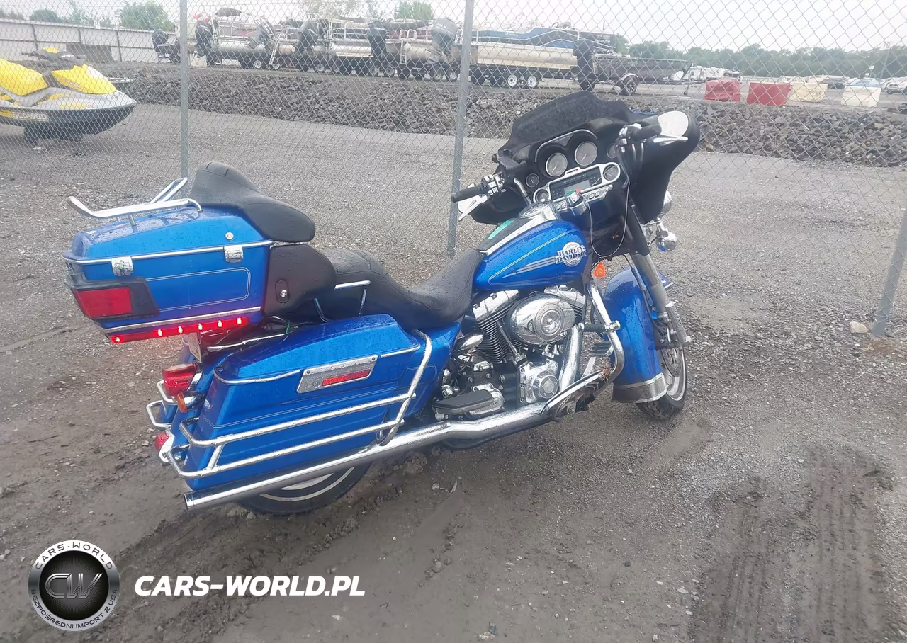 2007 Harley-Davidson Flhtcui VIN:1HD1FC4187Y682451 - 12