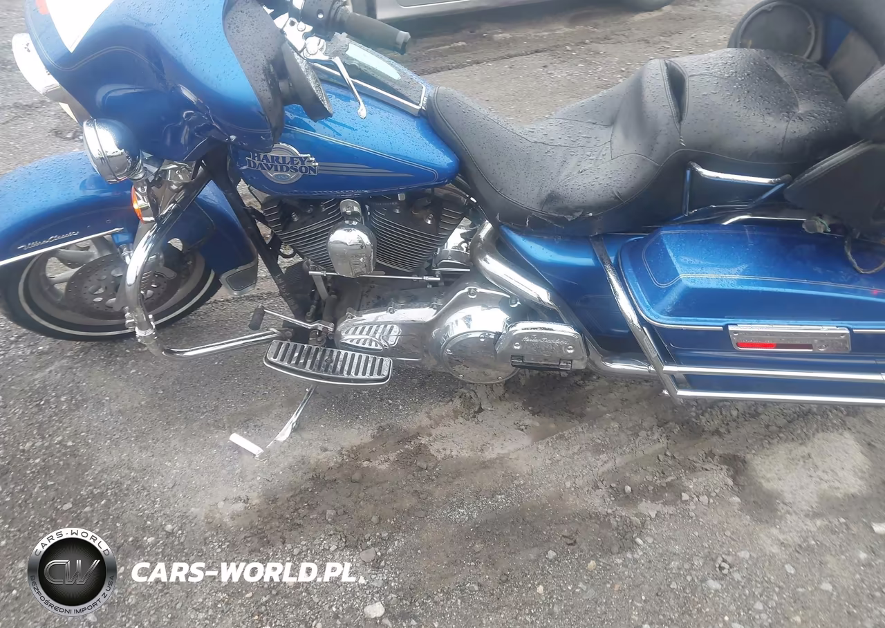 2007 Harley-Davidson Flhtcui VIN:1HD1FC4187Y682451 - 9
